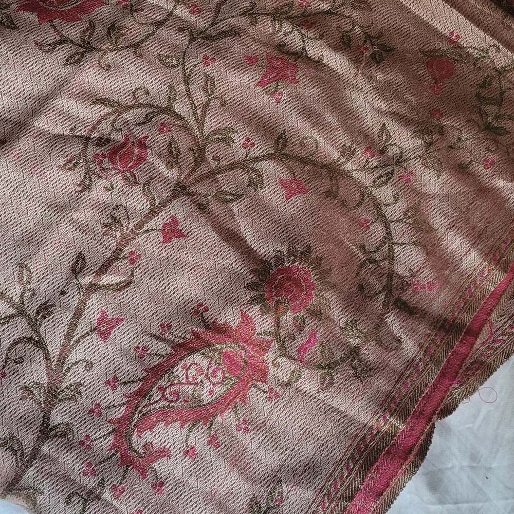 Shawl suit - Picture 5 of 5